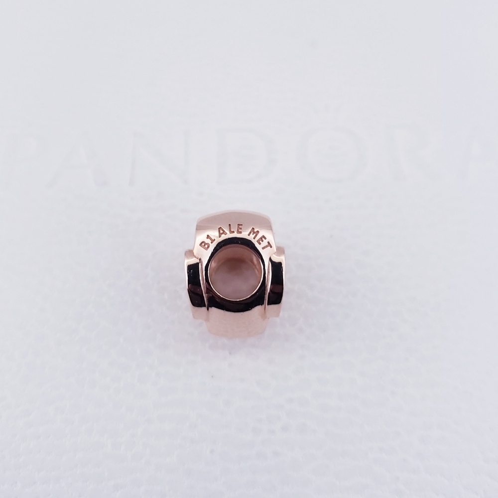 ♥️Authentic Pandora ⭐️RETIRED⭐️ ROSE HEART CHARM 🎁 - Picture 4 of 6